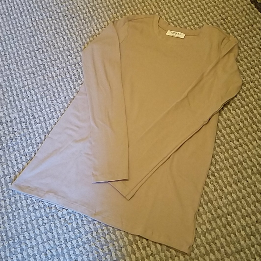 Nwot Long sleeve tee